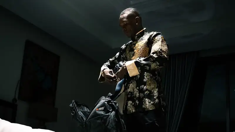 Исраэль Адесанья