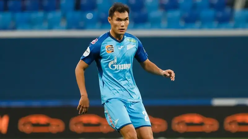 Сергей Семак не оставил Нуралы Алипа на скамейке запасных