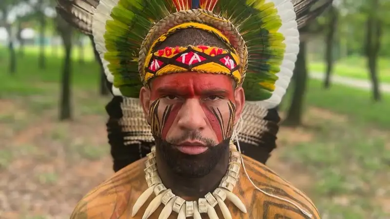 Экс-чемпион UFC обвинил Алекса Перейру в использовании магии