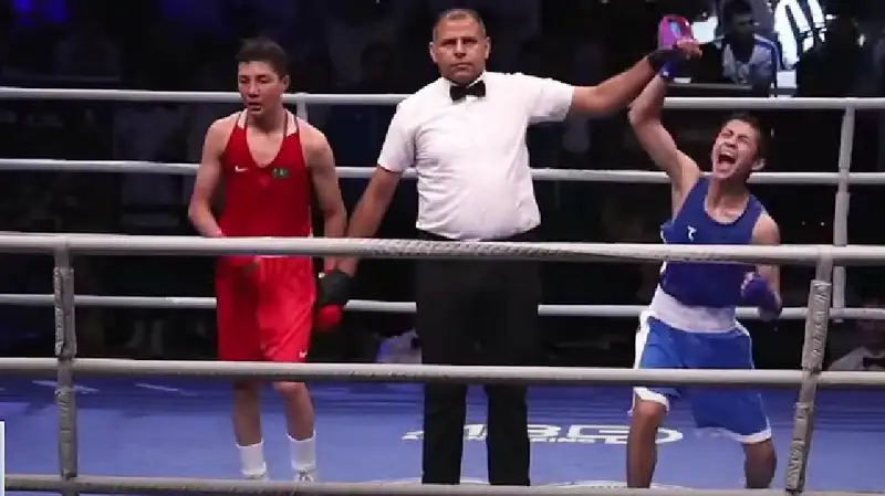 Казах проиграл узбеку на ЧА