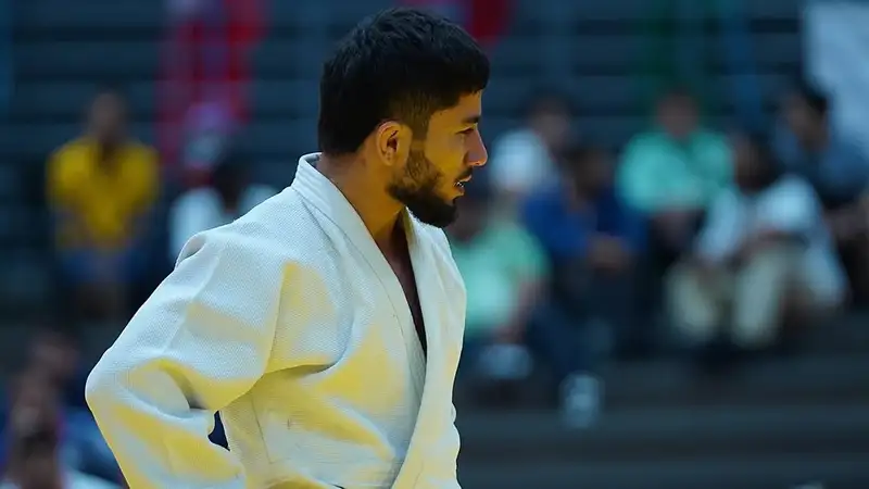 Нурали Эмомали