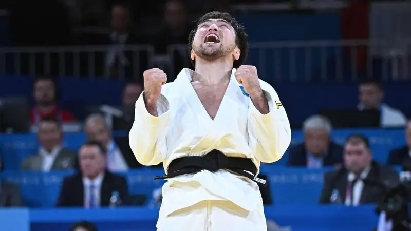 Возможно, болельщики увидят Елдоса Сметова. Но... только на трибунах