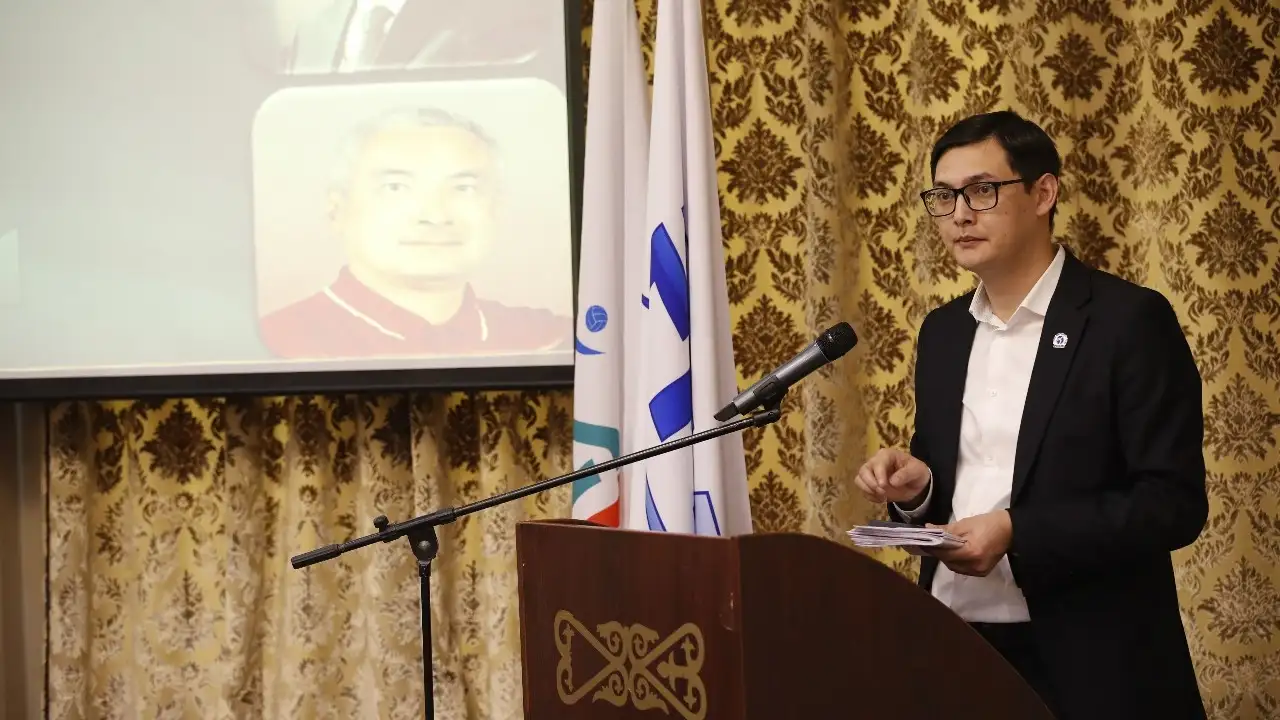 Айдос Ахметов Айдос Ахметов