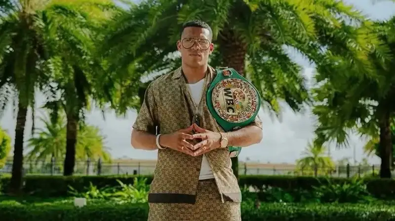 Дэвид Бенавидеc