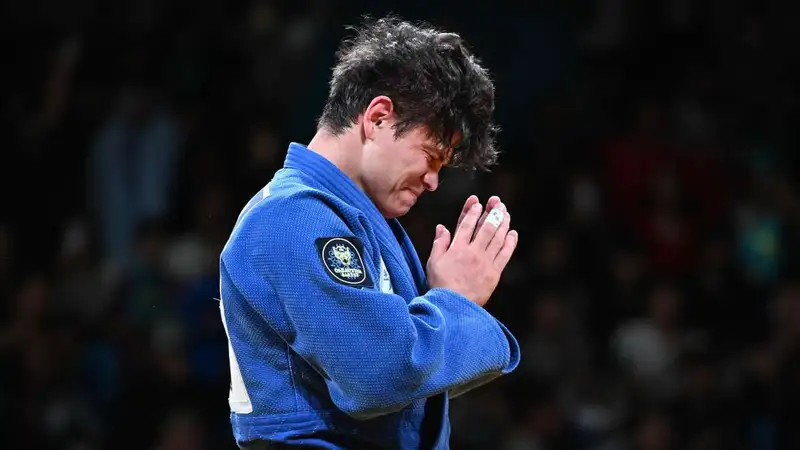 Выздоравливай, Бахытжан! 