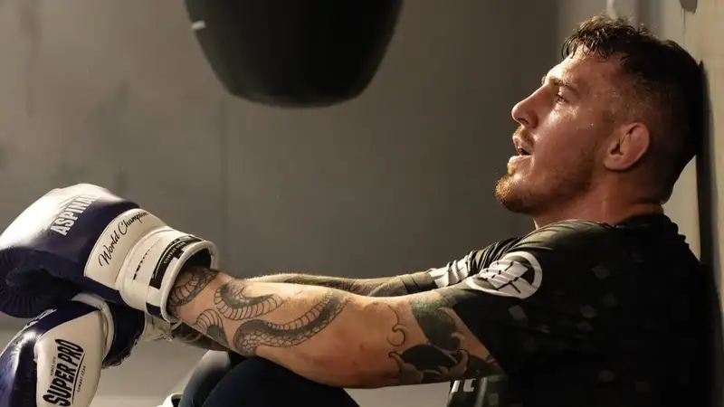 "Ничего не могу сделать": Аспиналл устал ждать согласия на бой от Джонса