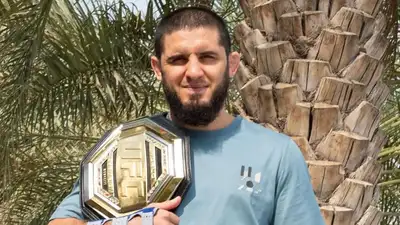 Ислам Махачев освободил пояс UFC в лёгком весе