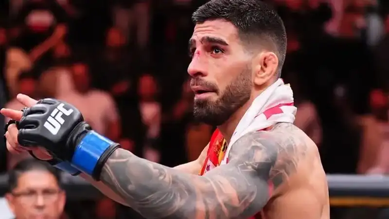 Илия Топурия 