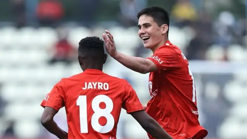 Спорный момент 