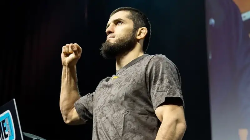 "Стану худшим кошмаром": топовый полусредневес UFC пригрозил Махачеву