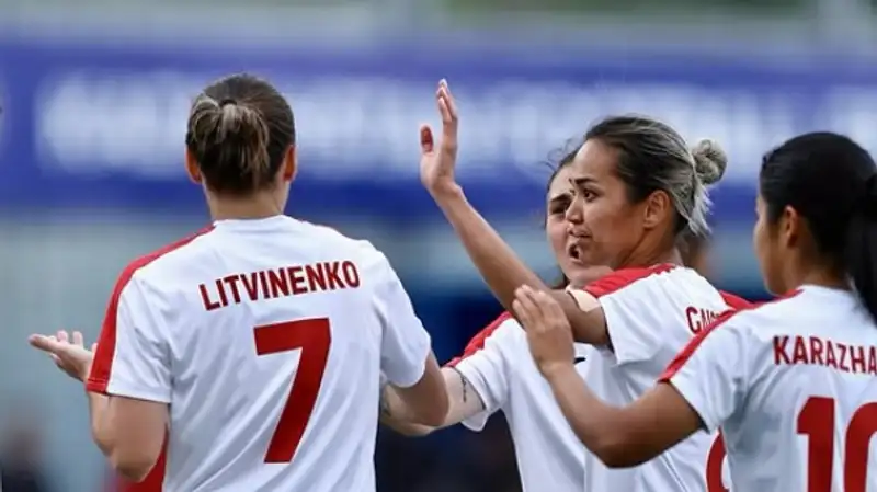 Фото: instagram/fcaktobewomen