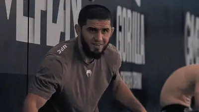 Экс-чемпион UFC посоветовал Махачеву улучшить борьбу к бою с Маддаленой