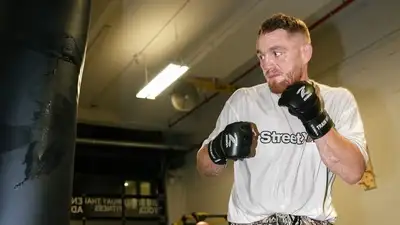 &quot;Пришлось перенести четыре операции&quot;: чемпион UFC рассказал, как чуть не лишился руки