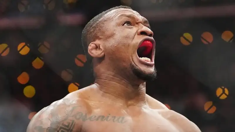 "Он не гроза дивизиона": бразильский тяжёловес бросил вызов Анкалаеву