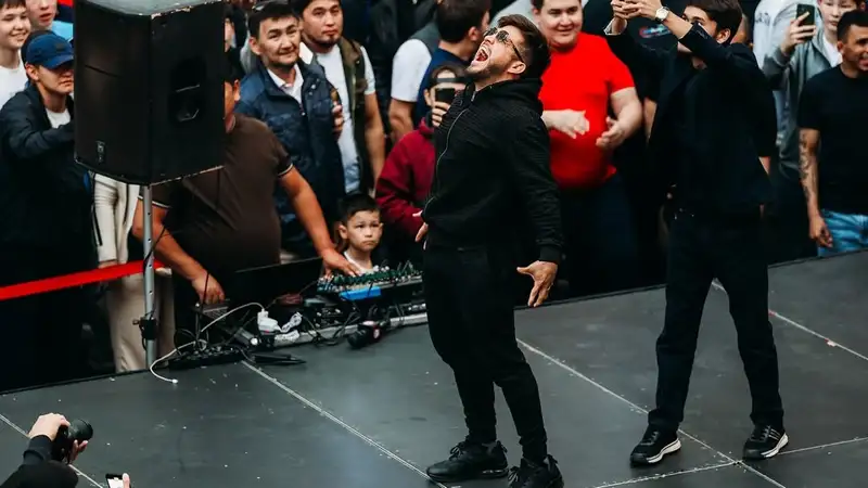 Генри Сехудо