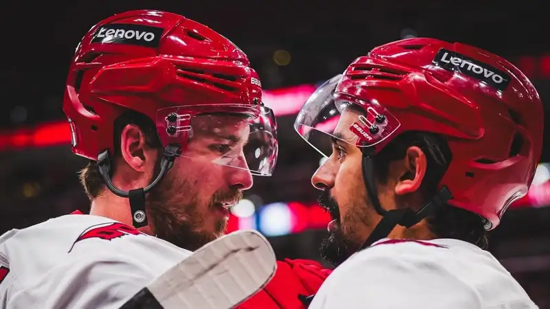 Кубок Стэнли: "Каролина" одержала сухую победу над "Флоридой" и размочила счёт в серии