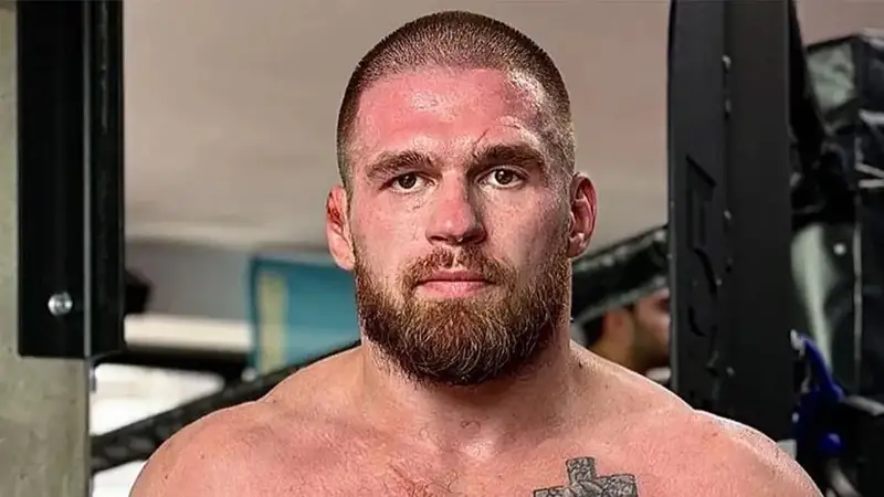 Фото: instagram/artem.rez