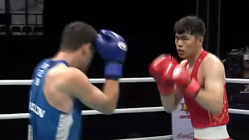 Бой Токтарбека Танаткана против Самандара Джалолова