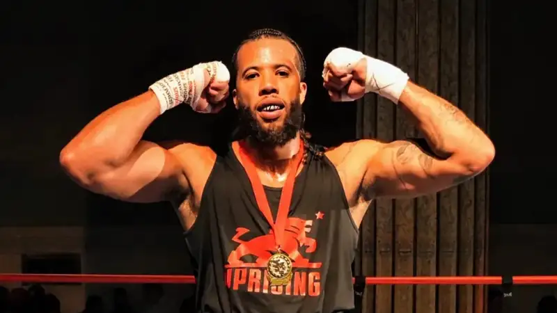 Бывший игрок НБА успешно дебютировал в боксе