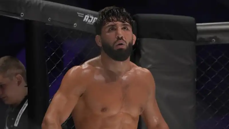 Царукян дал прогноз на бой дю Плесси - Чимаев