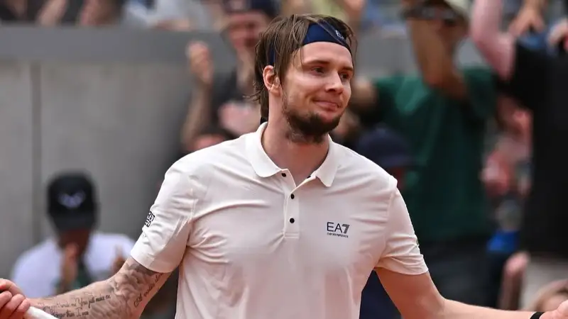 Первая ракетка мира восхитилась игрой Бублика на "Ролан Гаррос"