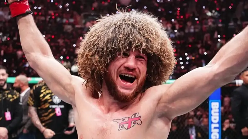 Двалишвили раскрыл имя следующего соперника в случае успешной защиты титула UFC