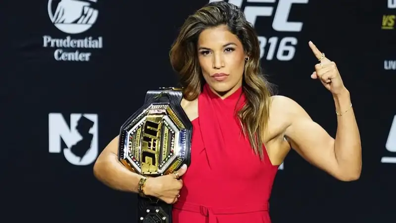 Джулианна Пенья