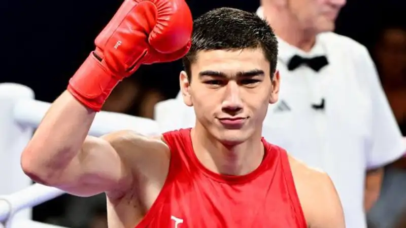 Узбекский боксёр оставил Казахстан без финала на международном турнире в Нидерландах