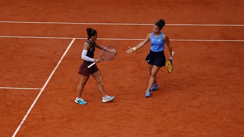 Сара Эррани и Жасмин Паолини