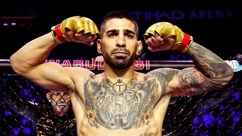 "Взорву подбородок Оливейры": Топурия считает, что в лёгком весе стал ещё сильнее