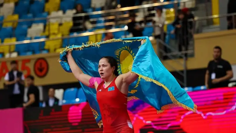 Бакбергенова лидер рейтинга