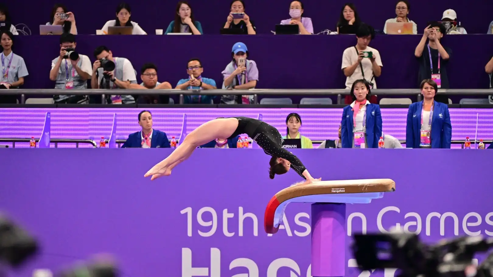 Казахстанская гимнастка вышла сразу в два финала чемпионата Азии по спортивной гимнастике Казахстанская гимнастка вышла сразу в два финала чемпионата Азии по спортивной гимнастике