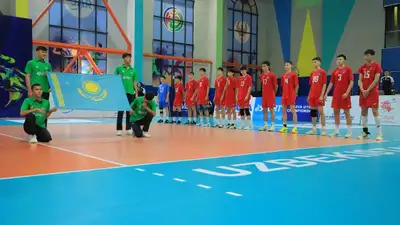Казахстанские юноши проиграли узбекским сверстникам в Ташкенте