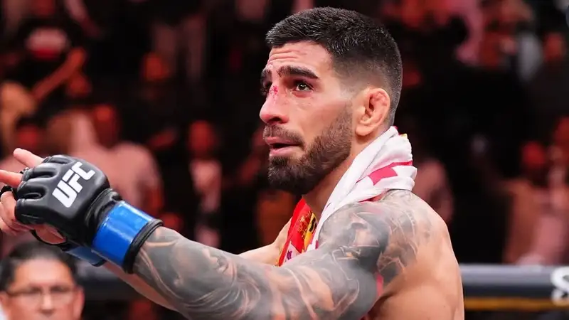 Илия Топурия 