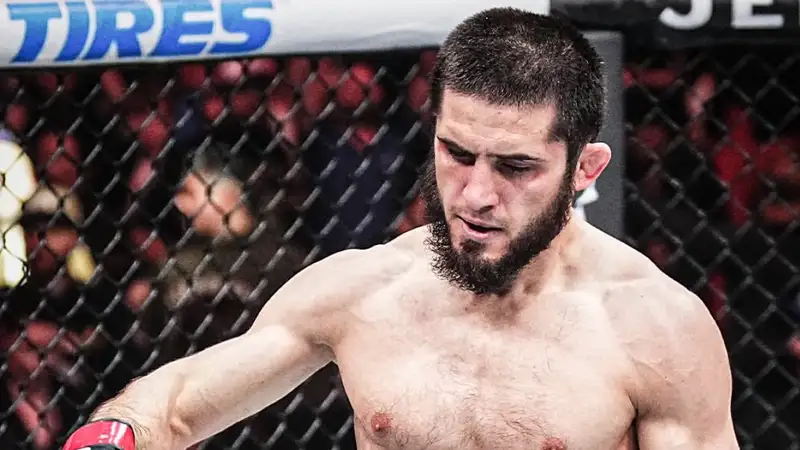 Названа дата поединка Махачев - Делла Маддалена