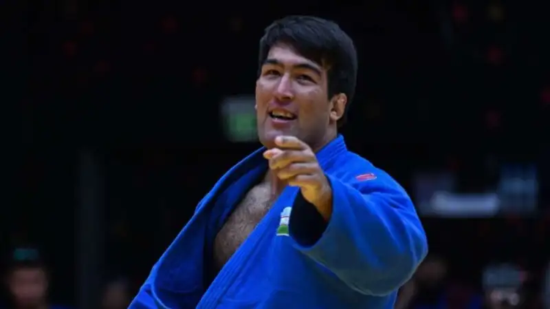 Алишер Юсупов 