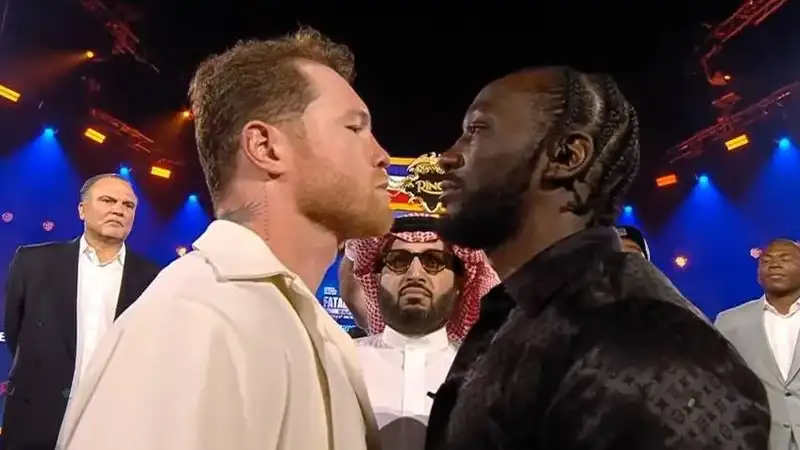 Альварес и Кроуфорд 