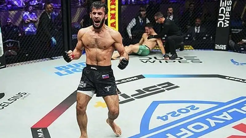 Видео победы Рабаданова