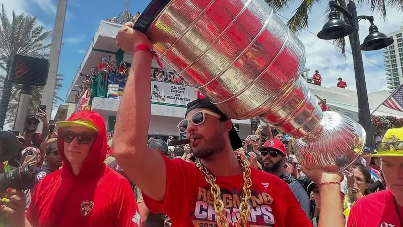 Чемпионский парад "Флориды Пантерз"