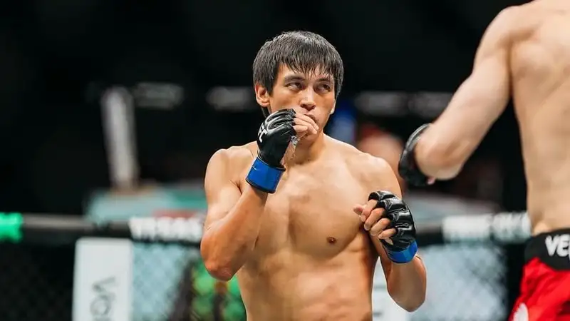 Азат Максум