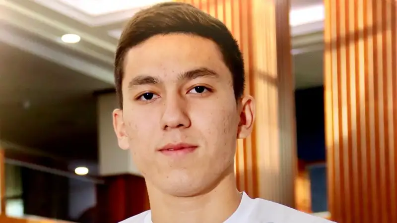 Нурымбет в Иртыше