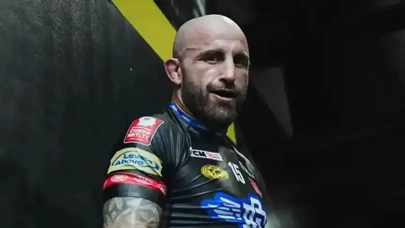 Александр Волкановски 