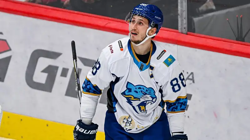 В России оценили переход провалившегося в "Барысе" хоккеиста в другой клуб КХЛ