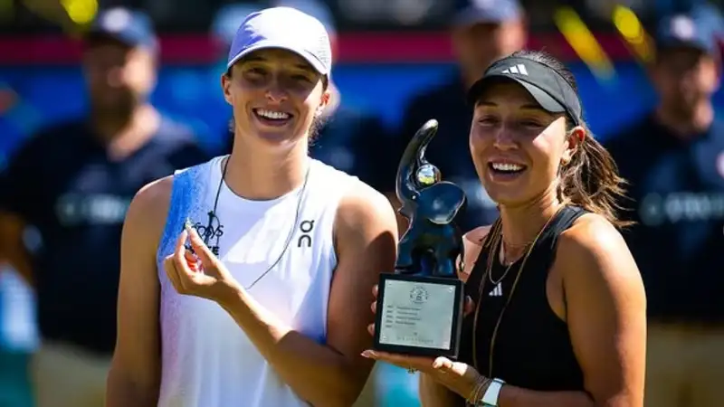 Швентек расплакалась