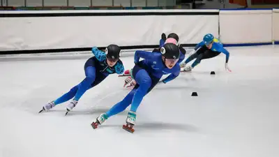 Сборная Казахстана по шорт-треку проходит усиленную подготовку к Олимпиаде