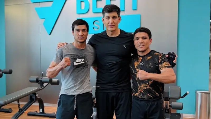 Отабек Холматов 