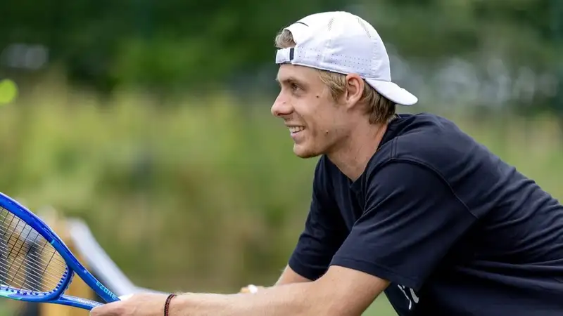 "Это даже травой назвать нельзя": проигравший на старте "Уимблдона" теннисист жёстко раскритиковал АТР-тур