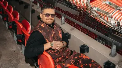 Александр Усик
