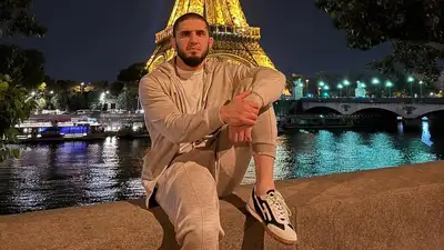 Ислам Махачев