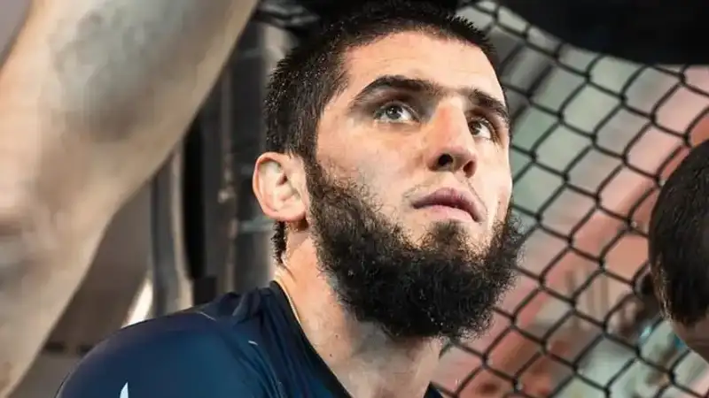 Ислам Махачев 